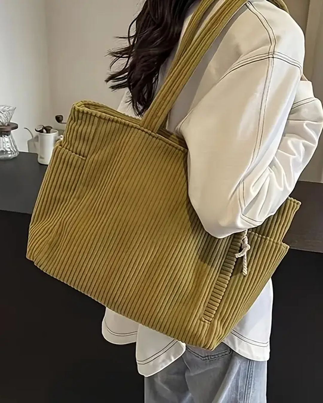 Stribbe™ - Ribbad Toteväska med Dragskodetalj