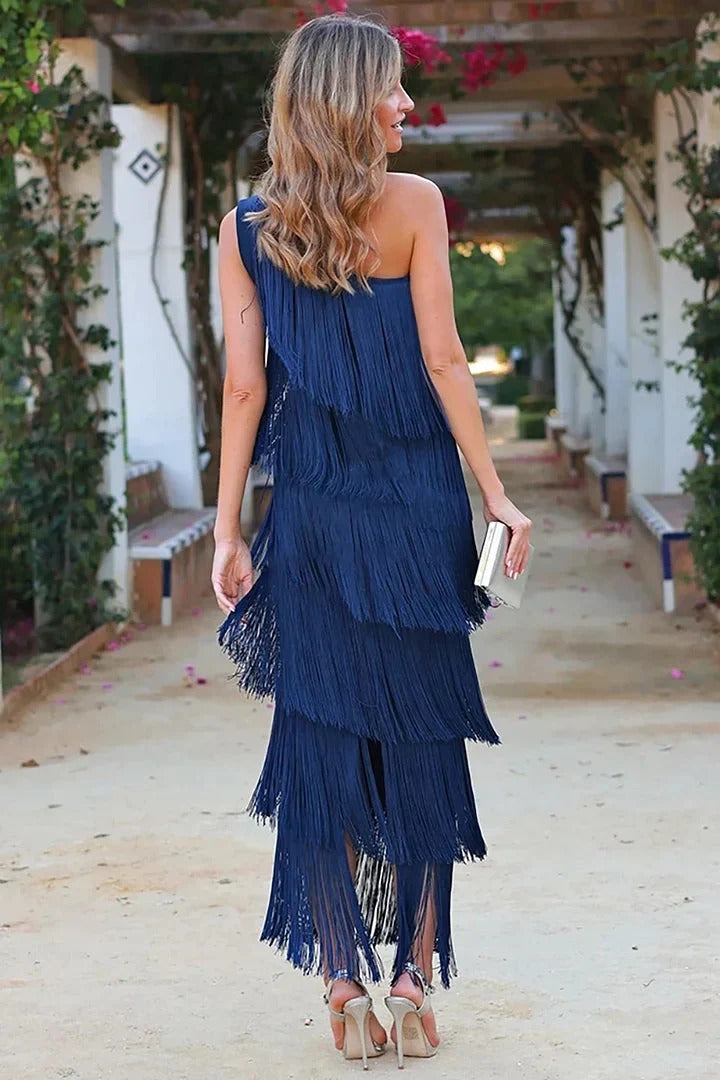Nanda | Elegant dress with fringes