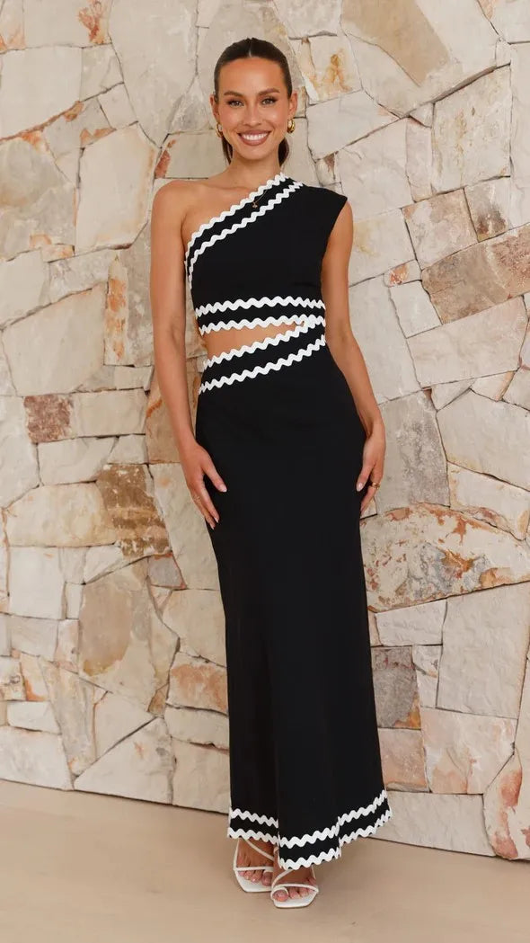Rosa | Elegant sleeveless dress