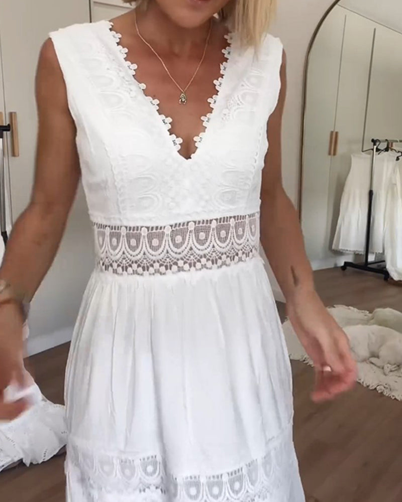 Sora™ – Ärmlös Boho Midiklänning med Spetsdetaljer