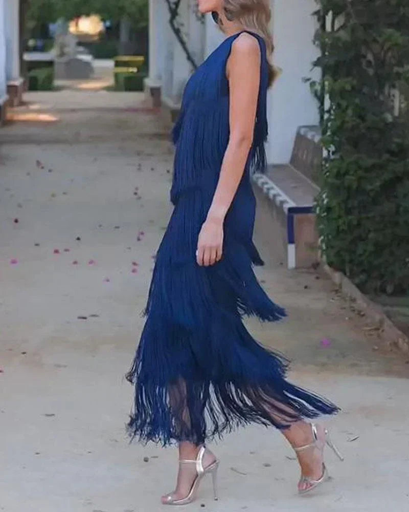 Nanda | Elegant dress with fringes